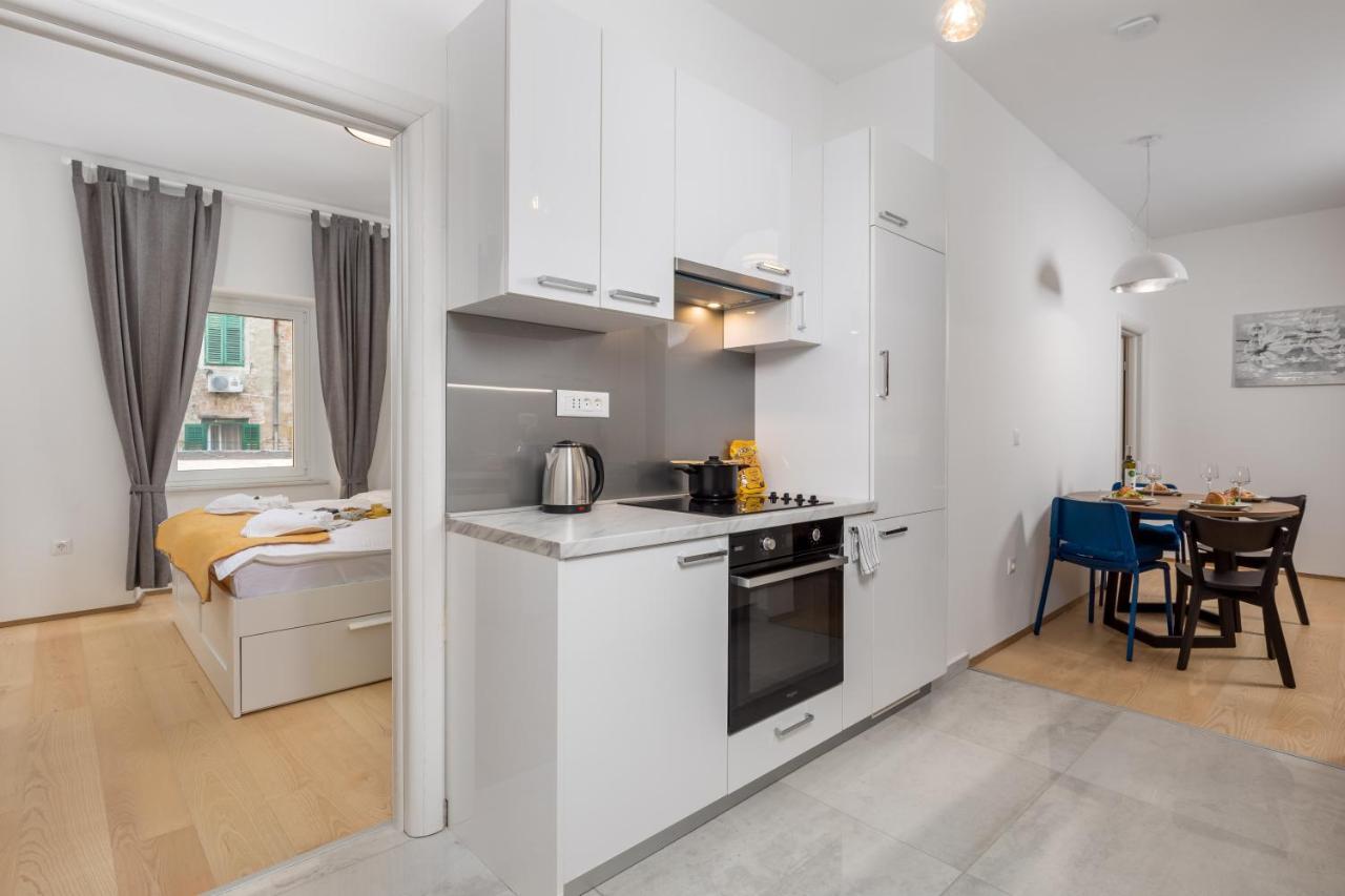 El Caminante Apartment Rijeka Exteriör bild