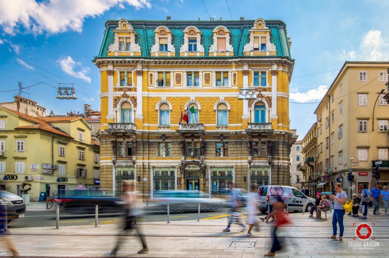 El Caminante Apartment Rijeka Exteriör bild