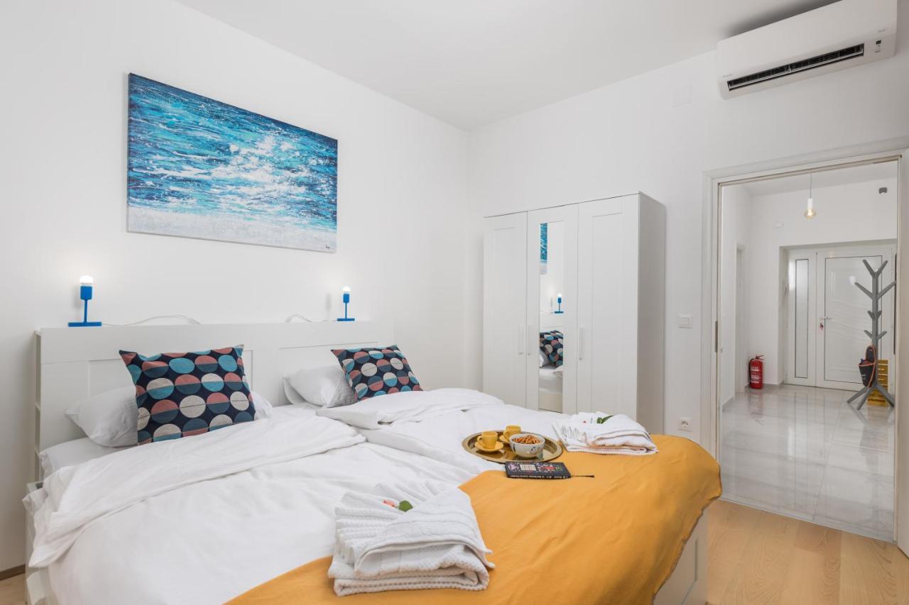 El Caminante Apartment Rijeka Exteriör bild
