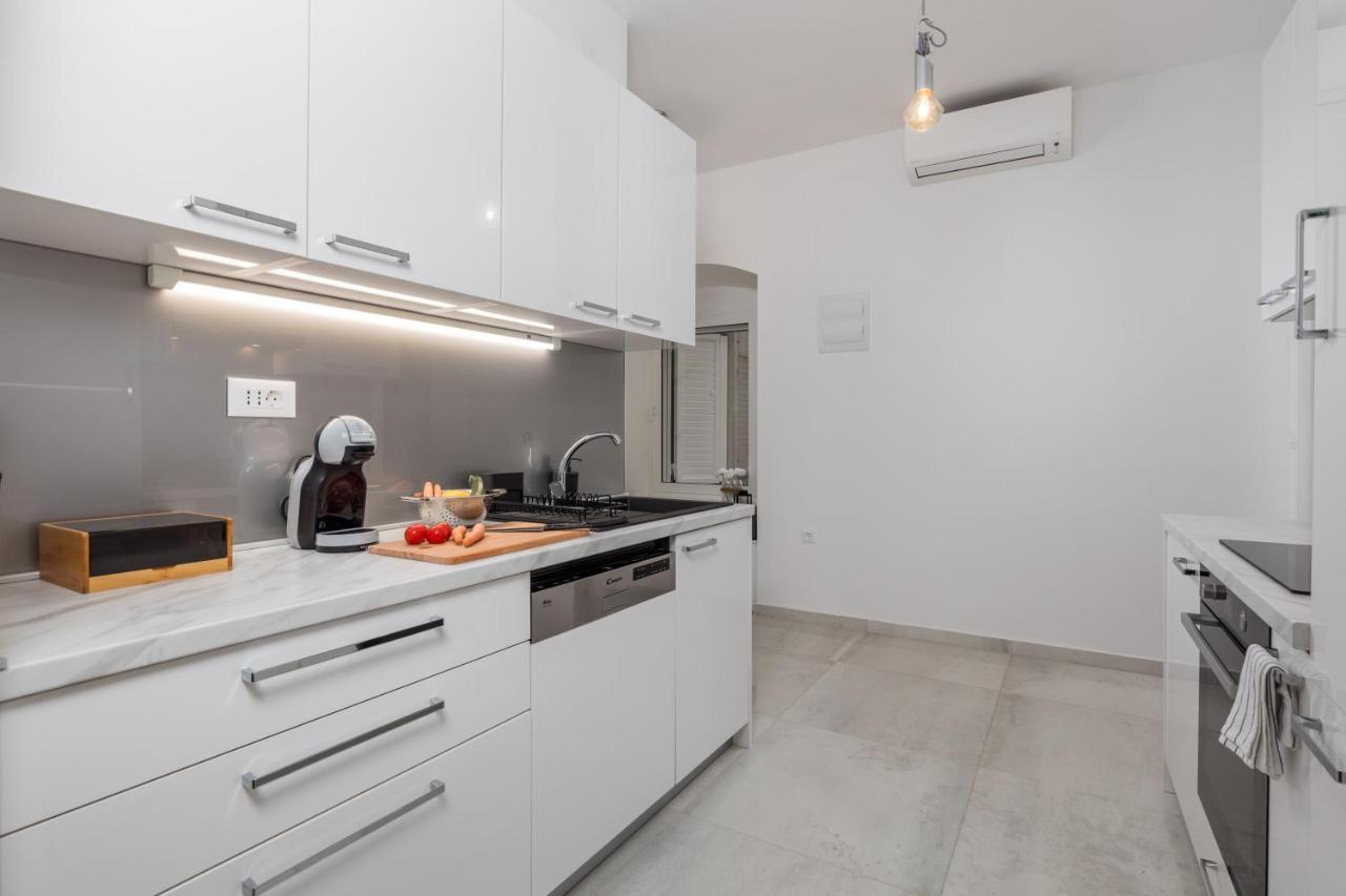 El Caminante Apartment Rijeka Exteriör bild